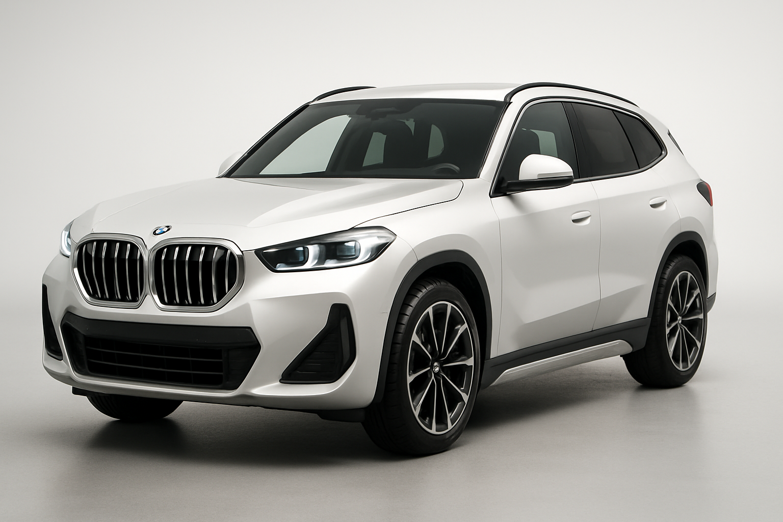 BMW X2 2023 года, 3/4 фронт