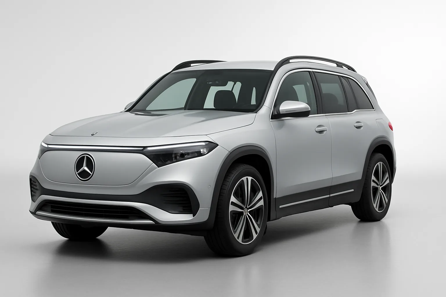 Mercedes-Benz EQB 2021–2023, 3/4 фронт